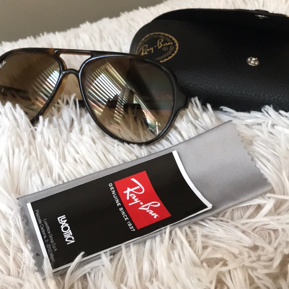 Ray-Ban Cats 5000 Sun Glasses